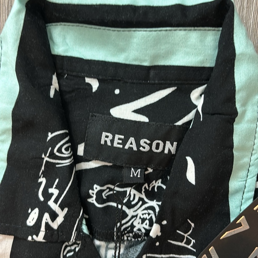 Reason Brand Button up - Picture 3 of 4